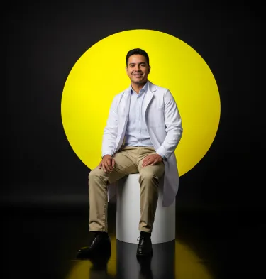 Alumno de la Maestría en Dirección de Hospitales y Servicios de Salud de la UDEM